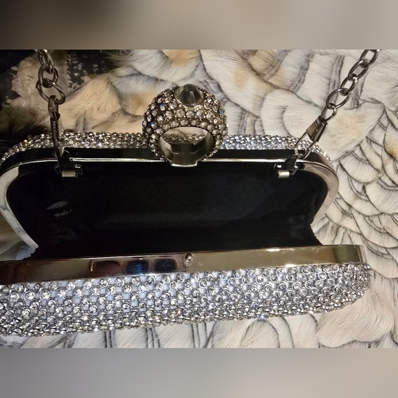 Sparkling Silver Crystal Clutch - Picture 5 of 6